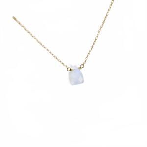 NEW MESA BLUE women's faceted moonstone necklace in gold/ white